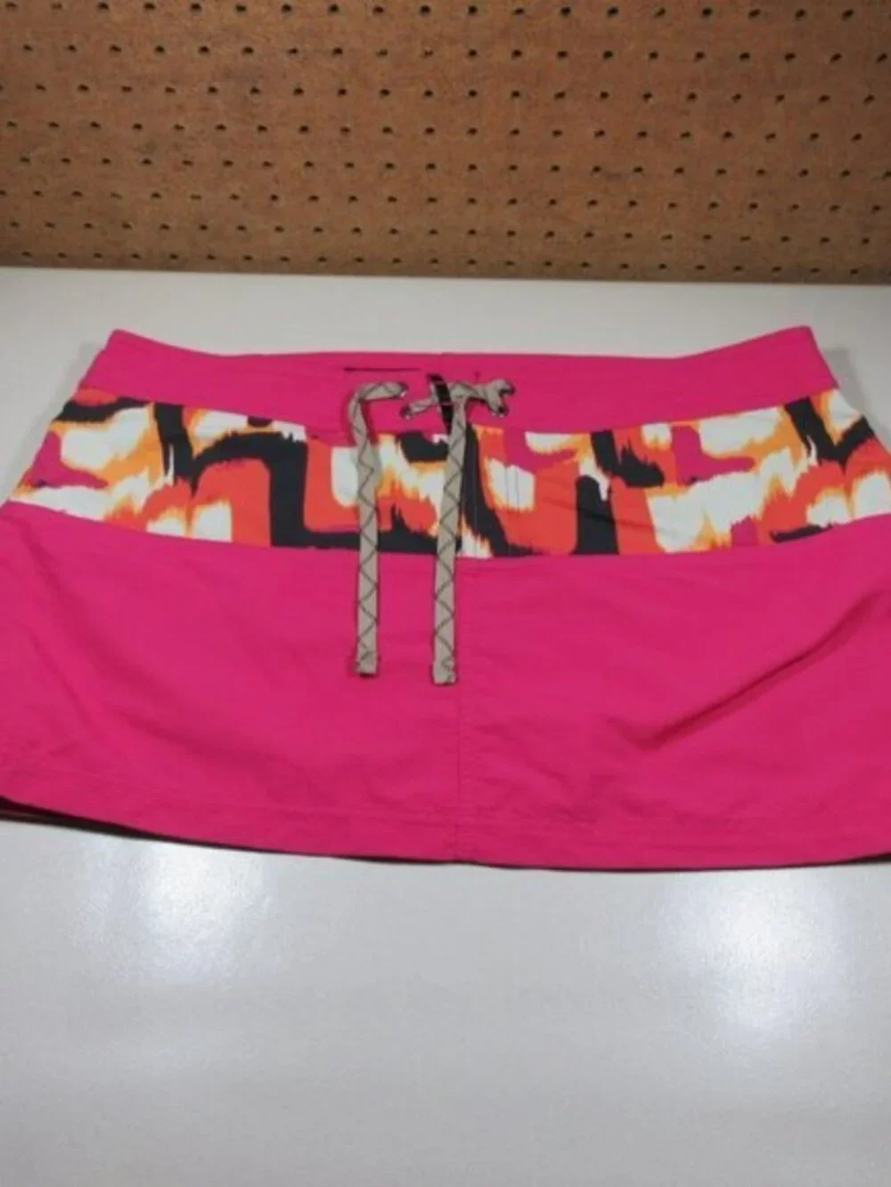 Patagonia womens hot pink Board skortie swim skirt 33